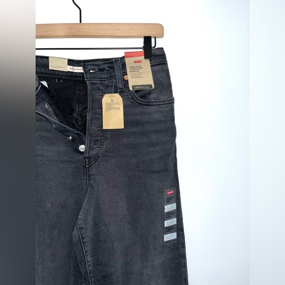 LEVI’s Ribcage Straight Ankle Button Fly Black Jeans - Picture 5 of 9